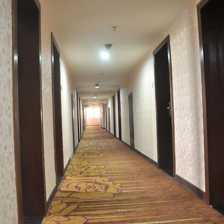 Hua Du Hotel Guilin Esterno foto